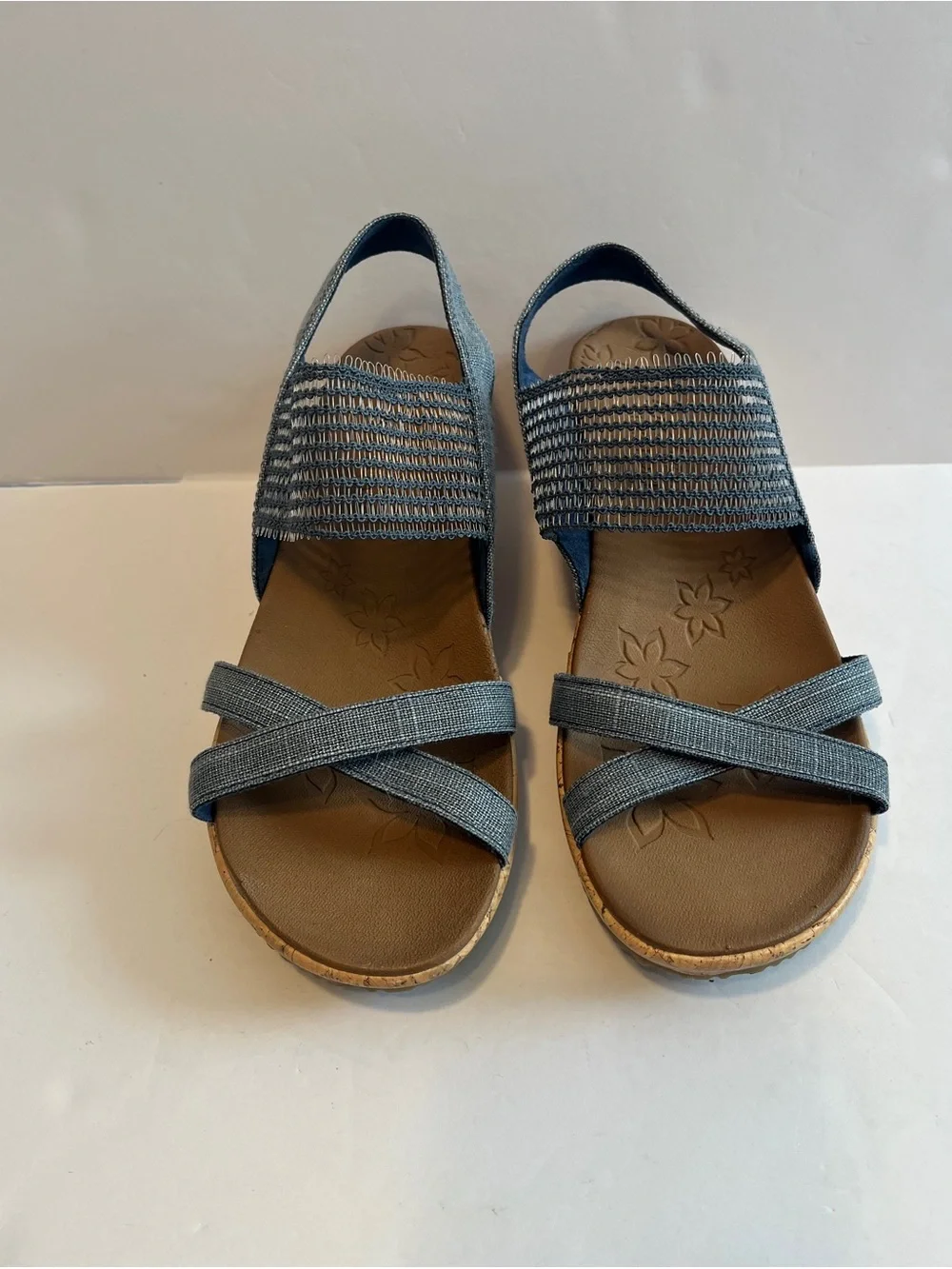 Skechers luxe Foam Comfort Stretch Blue Wedge Sandal for Women’s size 7 casual
